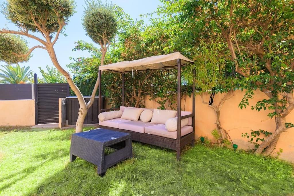 Adosado Con Jardin En Los Xalets De Salou Villa Exterior foto