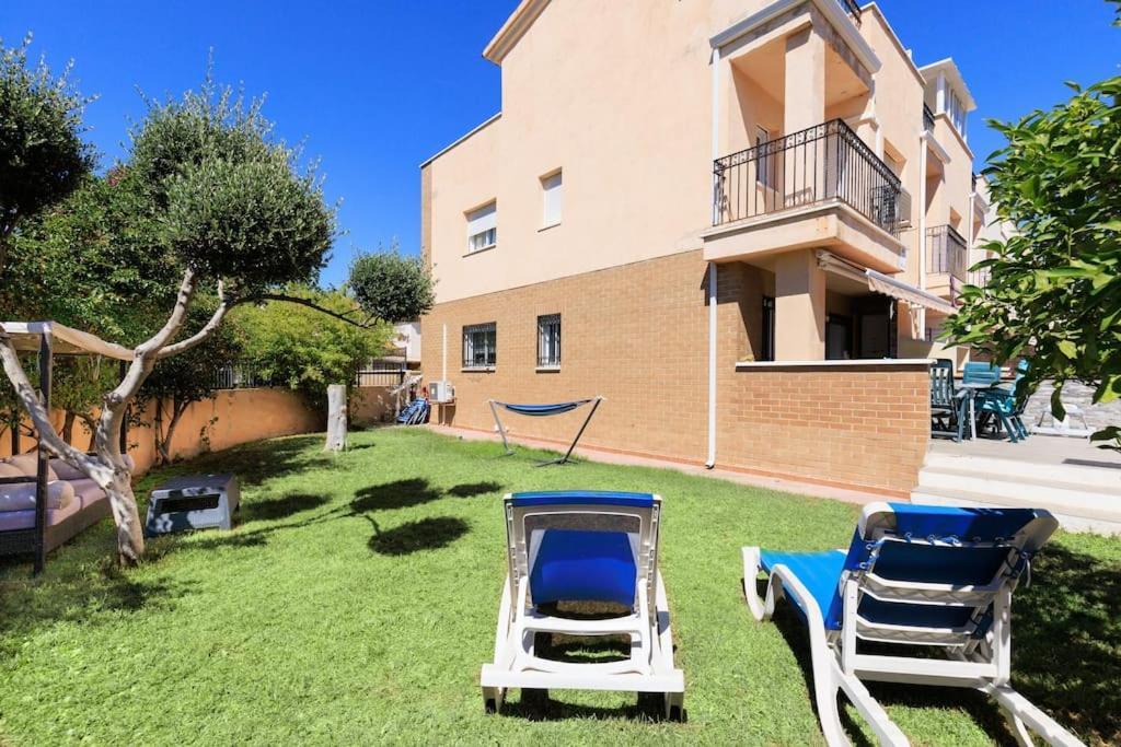 Adosado Con Jardin En Los Xalets De Salou Villa Exterior foto