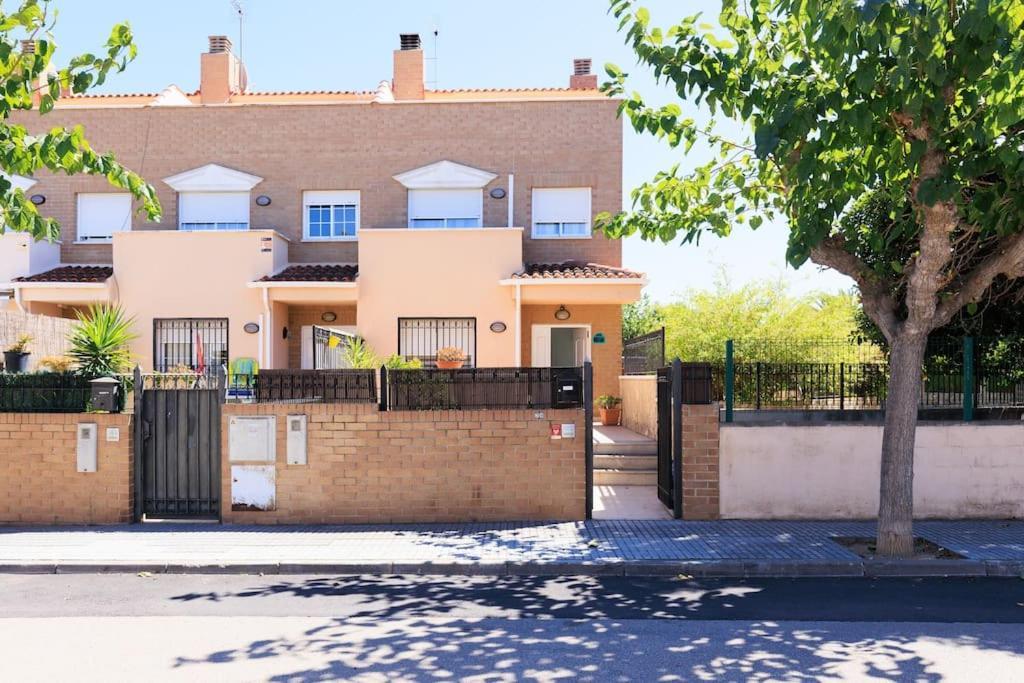 Adosado Con Jardin En Los Xalets De Salou Exterior foto